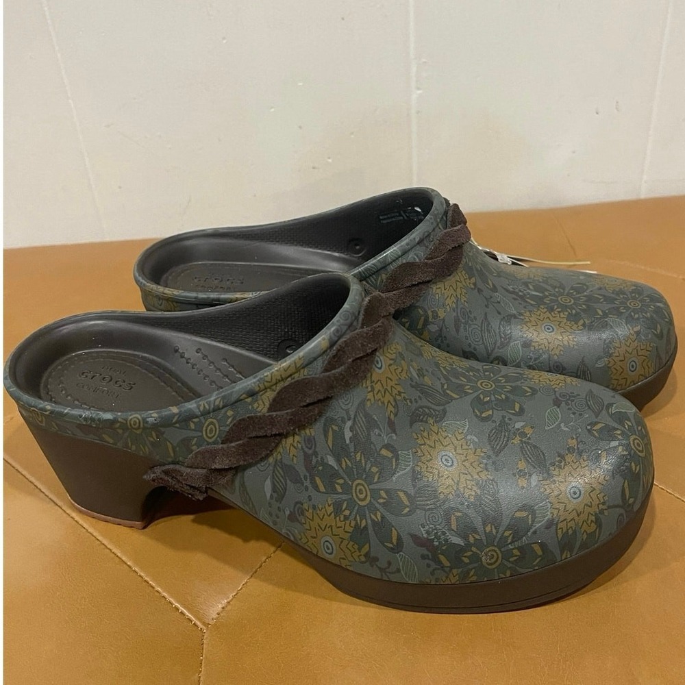 Crocs cobbler clogs Sarah Graphic Brown Boho Floral Leather detail Womens Size 8